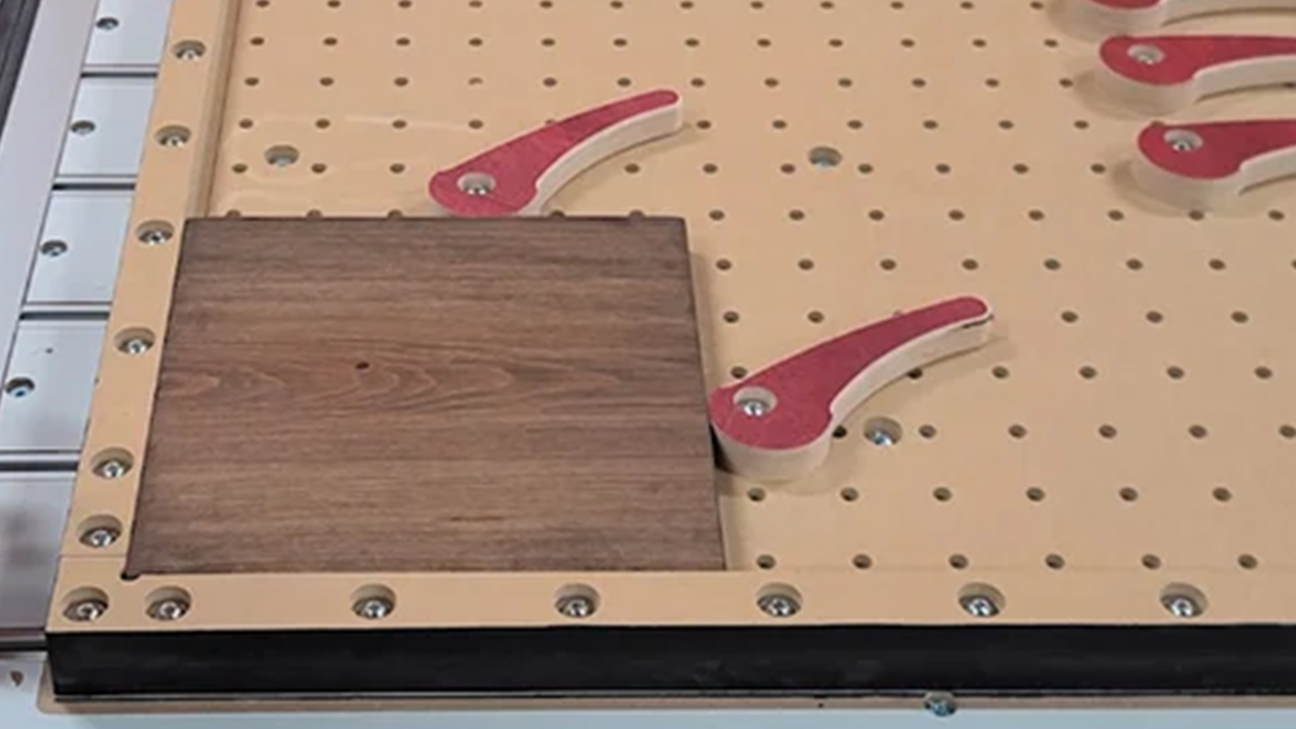 Source - https://global.toolstoday.com/learn/best-cnc-workholding-methods-for-woodworking